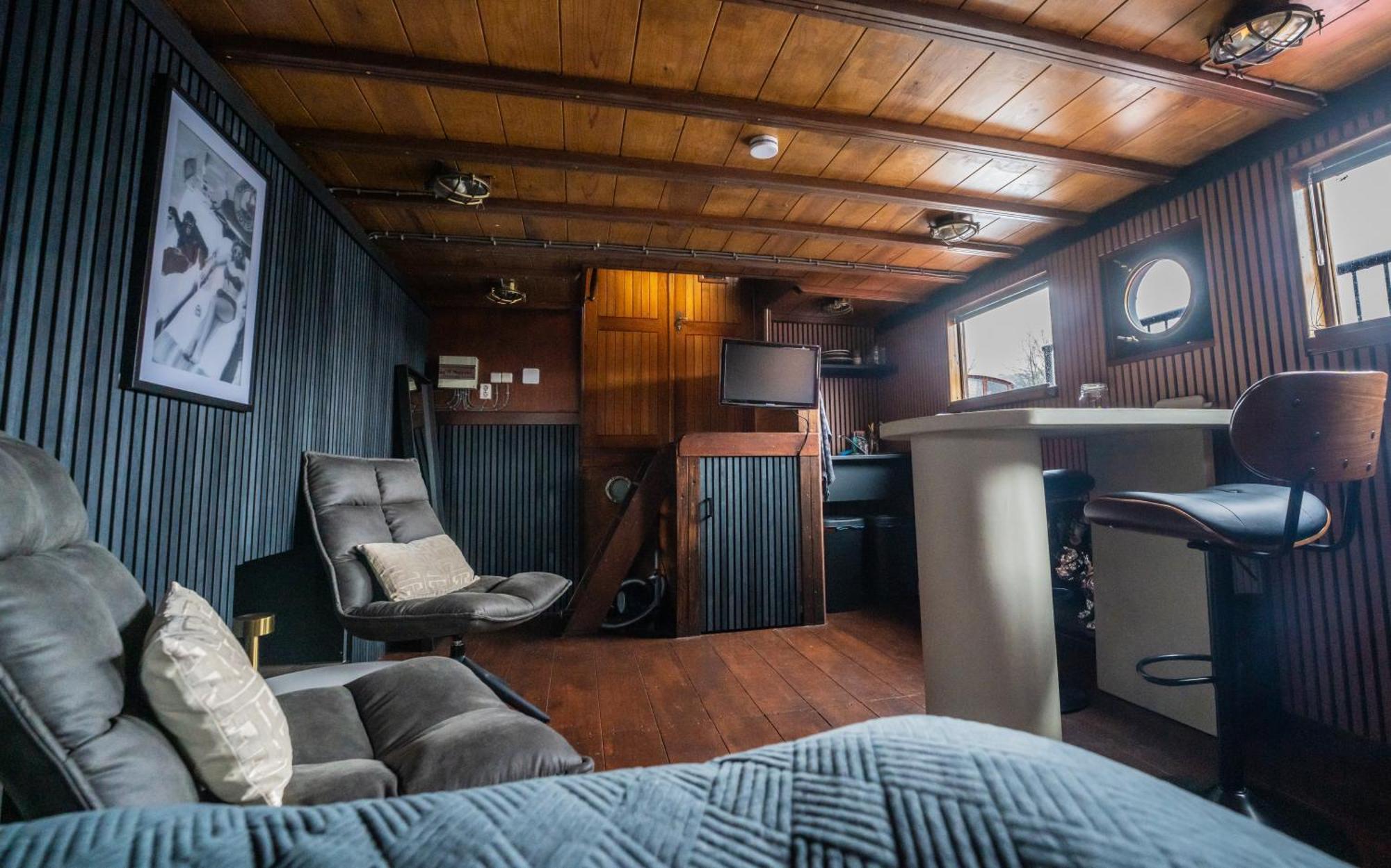 Houseboat-Amsterdam-Classic ภายนอก รูปภาพ