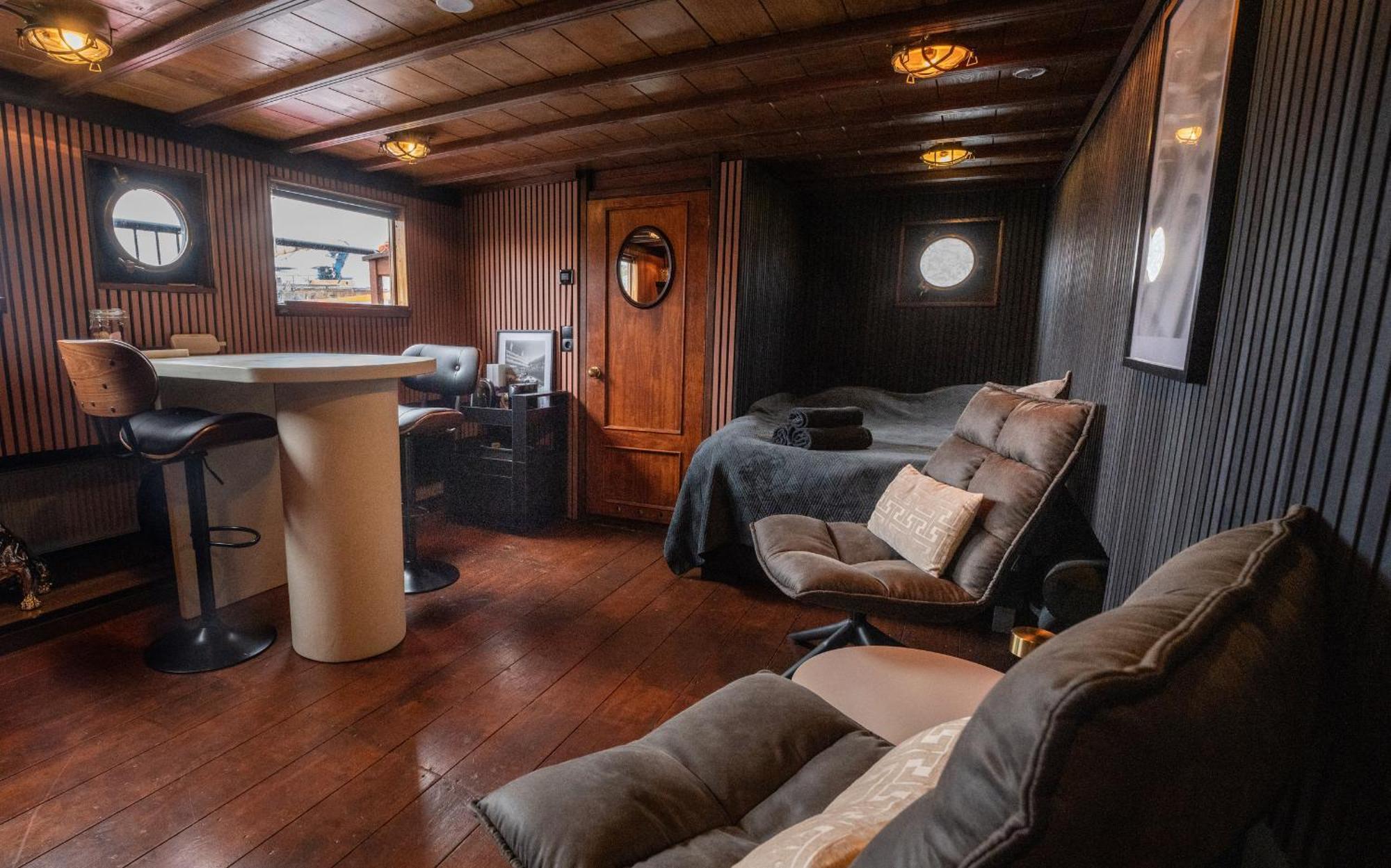 Houseboat-Amsterdam-Classic ภายนอก รูปภาพ
